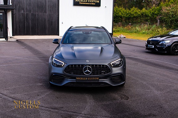 Mercedes-Benz E63 8 of 24