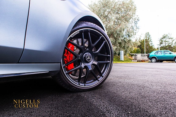 Mercedes-Benz E63 7 of 24