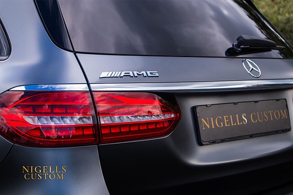 Mercedes-Benz E63 12 of 24