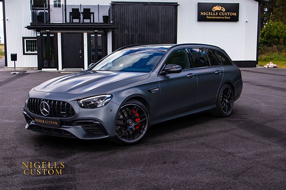 Mercedes-Benz E63 2 of 5