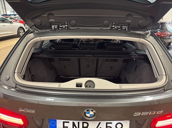 BMW 320d 11 of 27