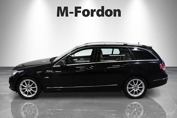 Mercedes-Benz C320