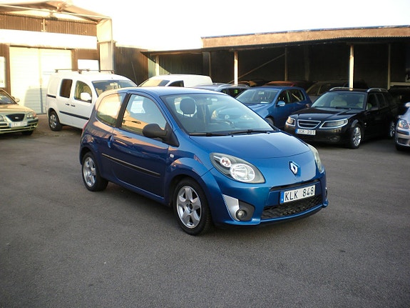 Renault Twingo 2 of 5