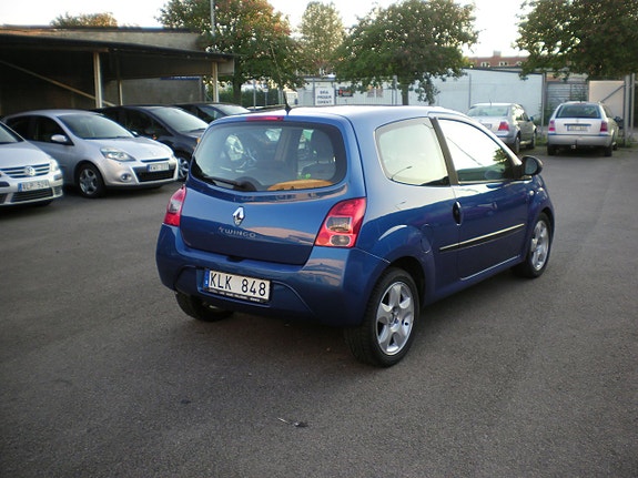 Renault Twingo 8 of 11