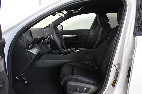 BMW i5 5 of 5
