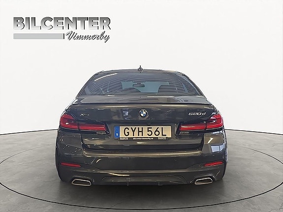 BMW 520 4 of 5
