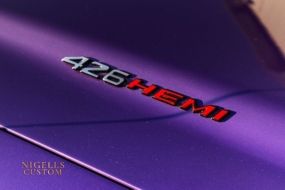 Dodge Challenger 22 of 27