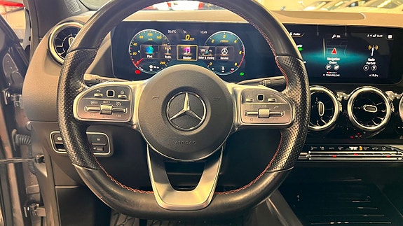 Mercedes-Benz GLA200 d 17 of 22
