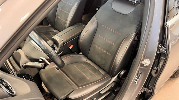 Mercedes-Benz GLA200 d 10 of 22