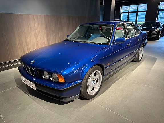 BMW M5 5 of 5