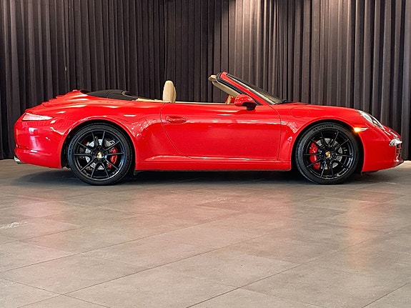Porsche 911 Carrera S 5 of 5