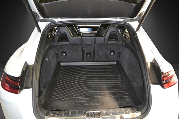 Porsche Panamera Turbo 14 of 17