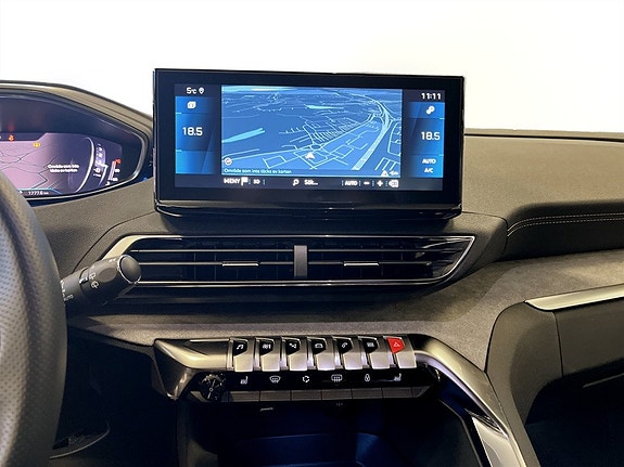 Peugeot 5008 12 of 18