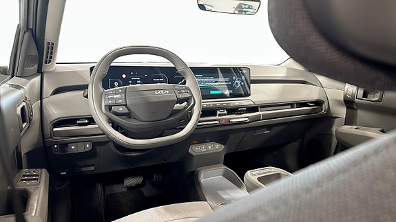 Kia EV3 9 of 12