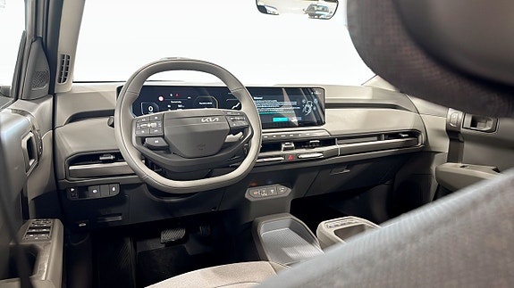 Kia EV3 8 of 11