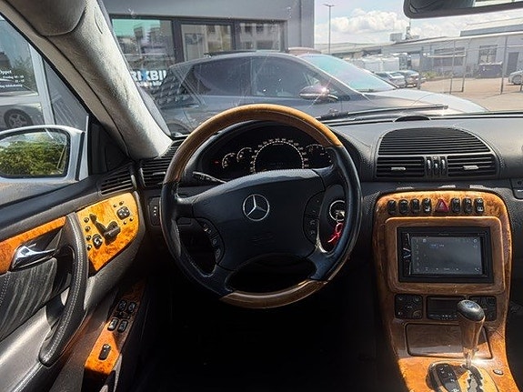 Mercedes-Benz CL55 12 of 16