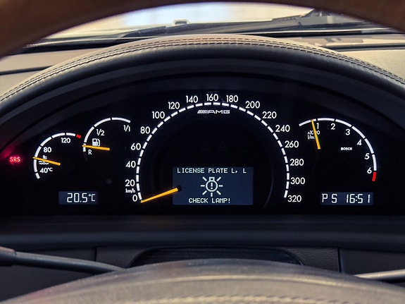 Mercedes-Benz CL55 16 of 17