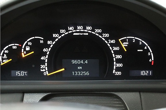 Mercedes-Benz CL55 11 of 16
