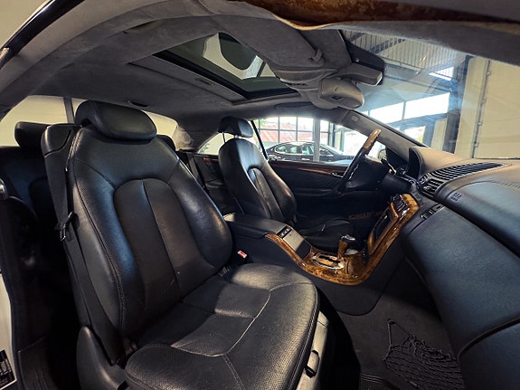 Mercedes-Benz CL55 11 of 17