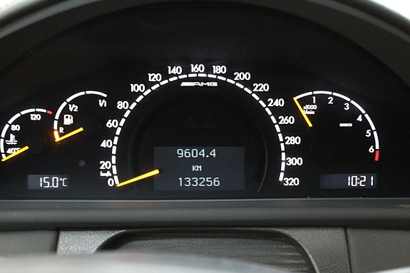 Mercedes-Benz CL55 11 of 16