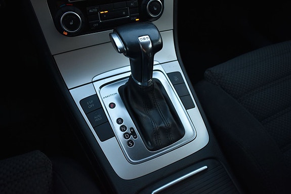 Volkswagen Passat 15 of 15