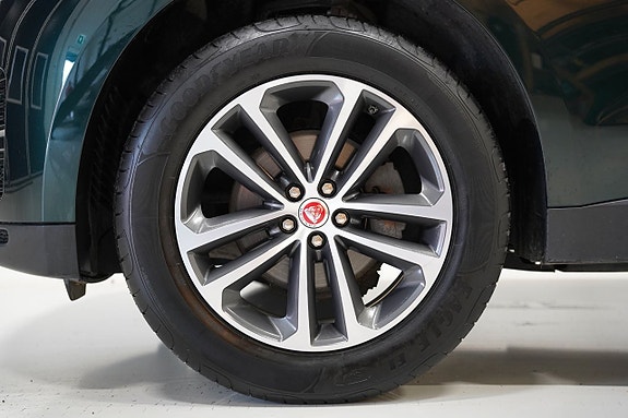 Jaguar F-PACE 5 of 20