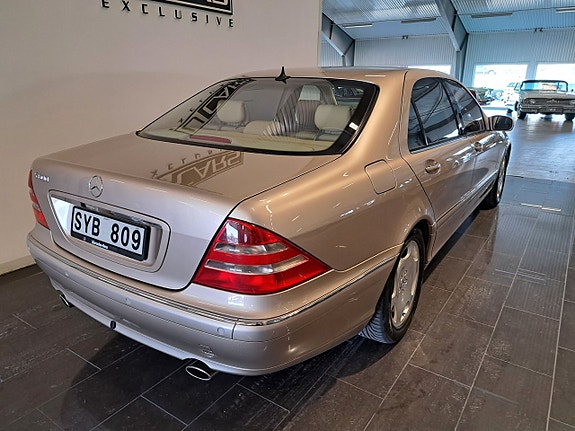 Mercedes-Benz S600 7 of 24