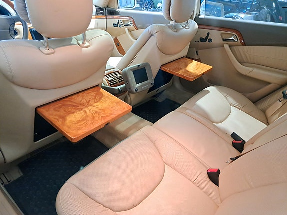 Mercedes-Benz S600 16 of 24