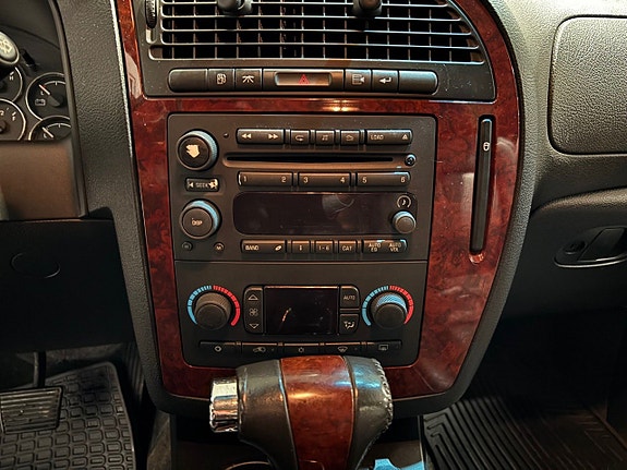 Saab 9-7X 11 of 13