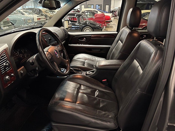 Saab 9-7X 8 of 13