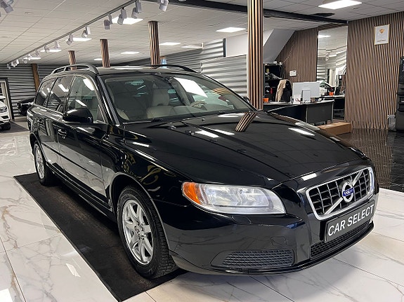 Volvo V70 7 of 24