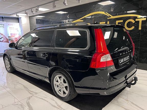 Volvo V70 3 of 24