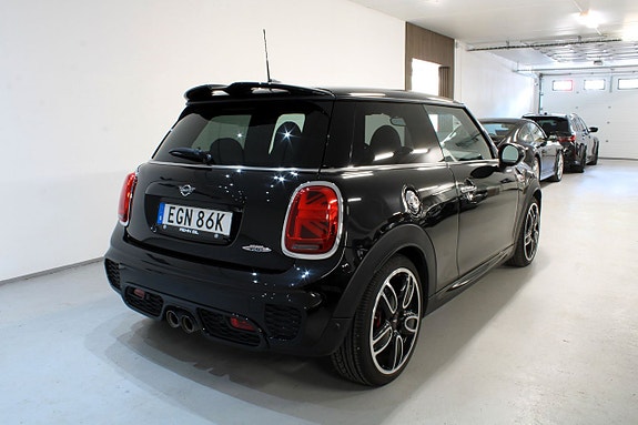 MINI John Cooper Works 4 of 5
