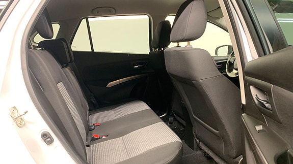 Suzuki S-Cross 5 of 5