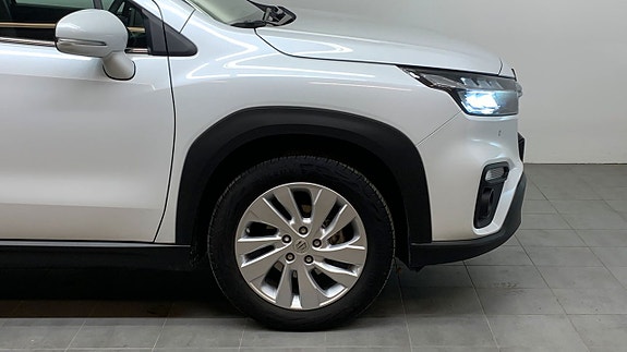 Suzuki S-Cross 16 of 16