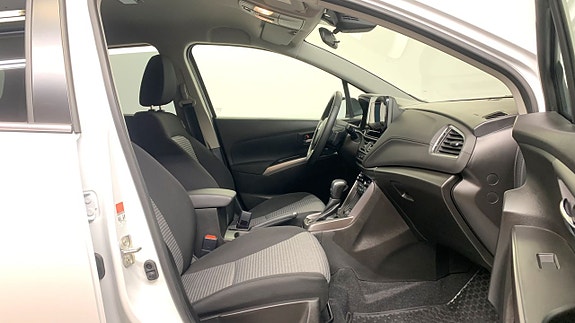 Suzuki S-Cross 6 of 16