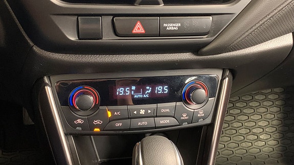 Suzuki S-Cross 13 of 16