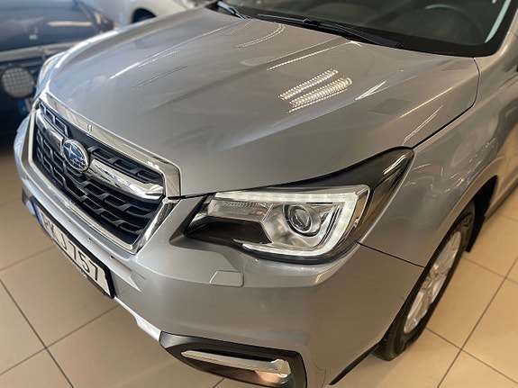 Subaru Forester 8 of 19