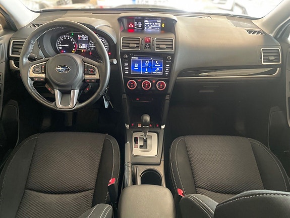 Subaru Forester 10 of 19