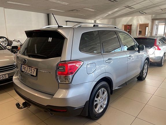 Subaru Forester 5 of 5