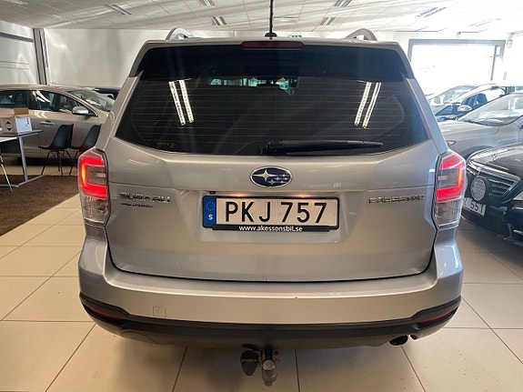 Subaru Forester 4 of 5