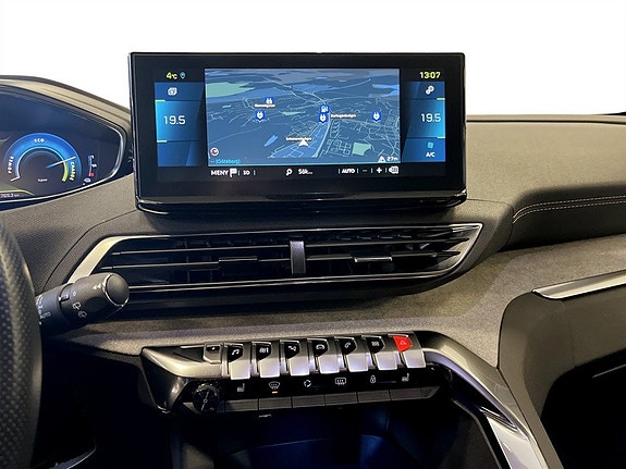 Peugeot 3008 12 of 18