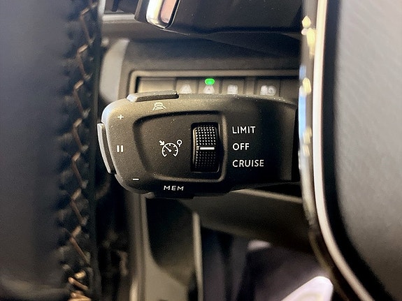 Peugeot 3008 9 of 18