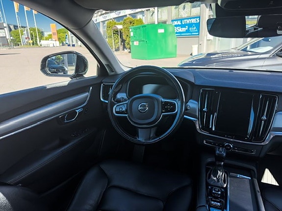 Volvo V90 7 of 21