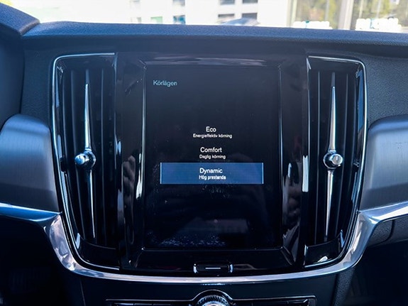 Volvo V90 13 of 21