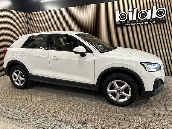 Audi Q2 3 of 5