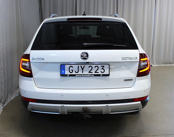 Skoda Octavia Scout 5 of 5