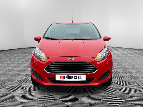 Ford Fiesta 4 of 5