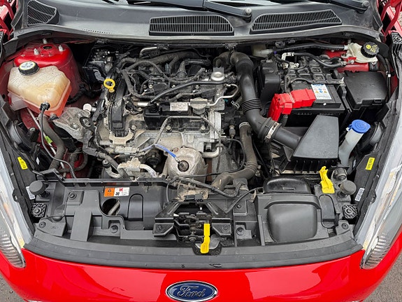 Ford Fiesta 16 of 17