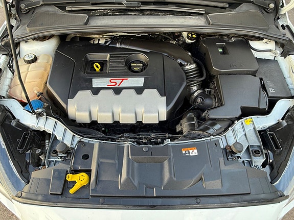 Ford Focus 21 of 22